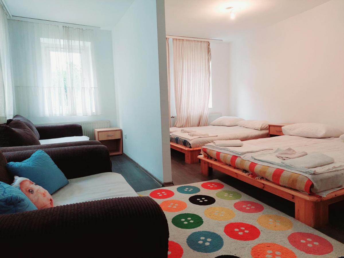 Hostel Hayat Sarajevo Esterno foto