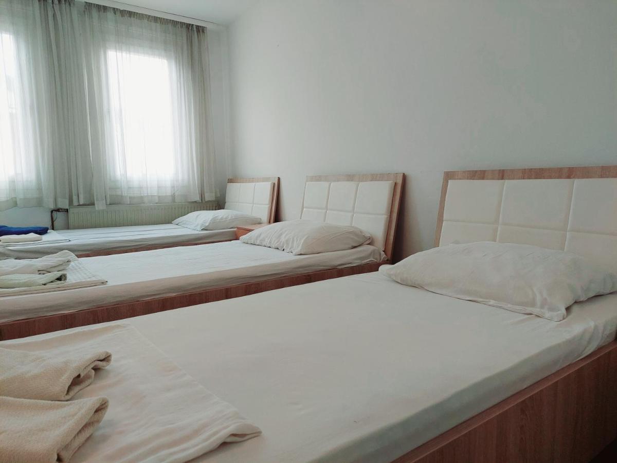 Hostel Hayat Sarajevo Esterno foto