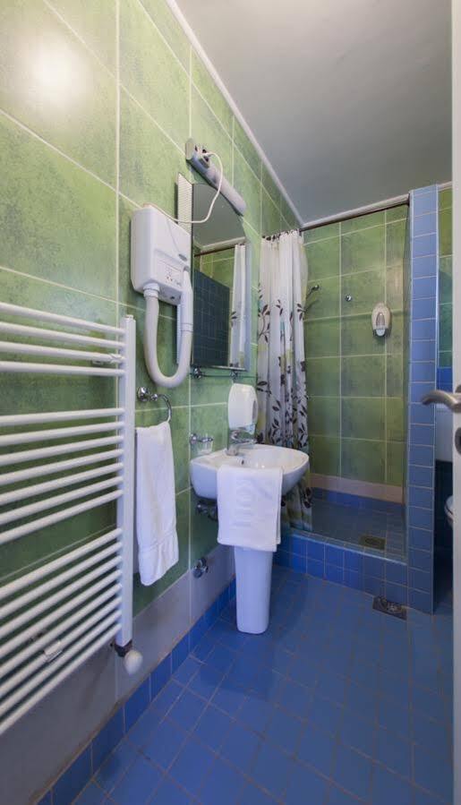 Hostel Hayat Sarajevo Esterno foto